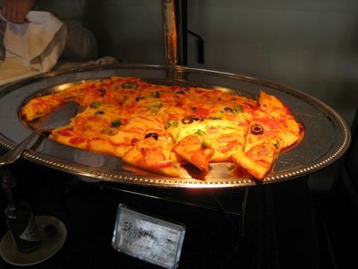北中城村 『ホテルコスタビスタ沖縄』ランチバイキングピザ